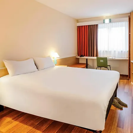 Ibis 2*